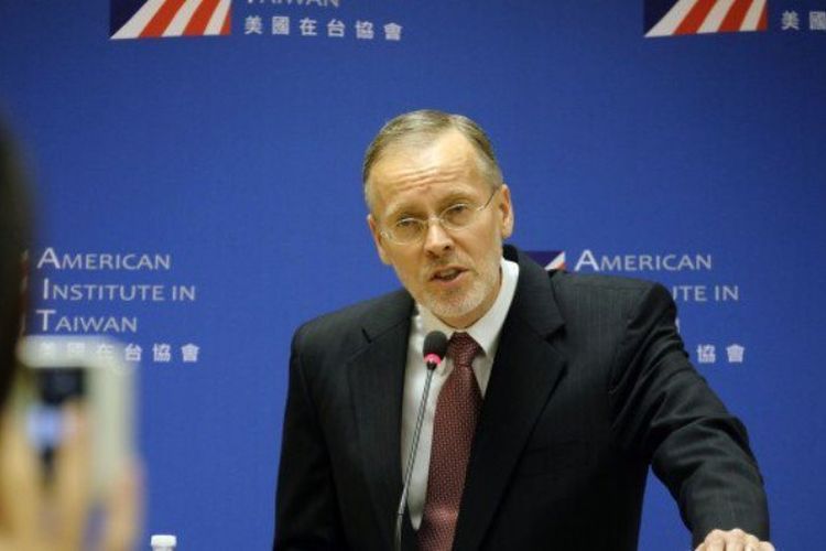 Brent Christensen, Direktur Institut Amerika, kedutaan de facto AS di Taiwan.