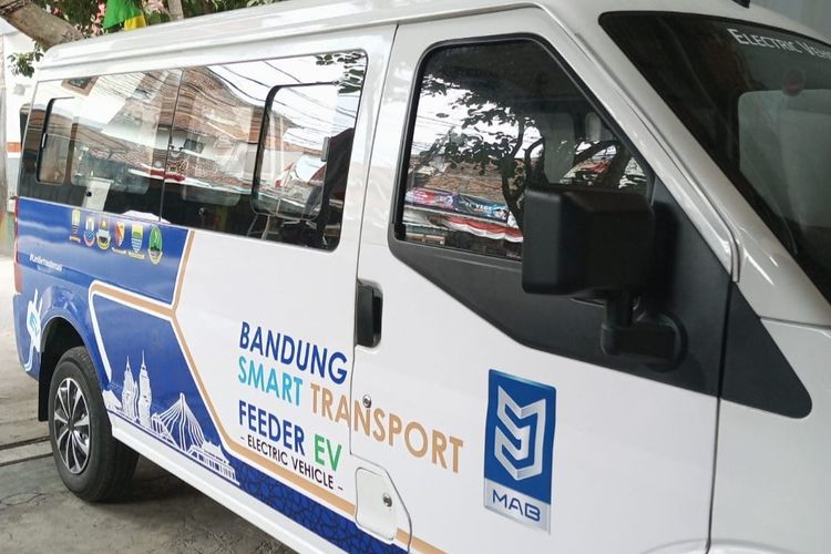 Angkot Listrik Mulai Diuji Coba di Bandung, Penumpang Tak Perlu Bayar