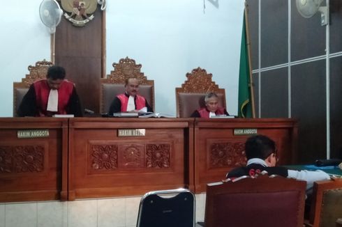 Hadiri Sidang Tuntutan Kasus Pengaturan Skor, Jokdri Bungkam Seribu Bahasa