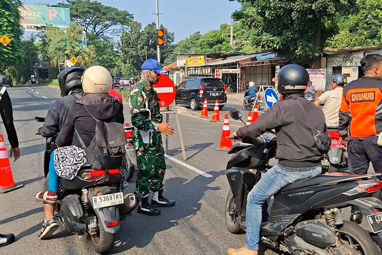 Jalan Raya Lenteng Agung Jaksel Ditutup Sementara Imbas Eksekusi Rumah di Ex Yon Zikon