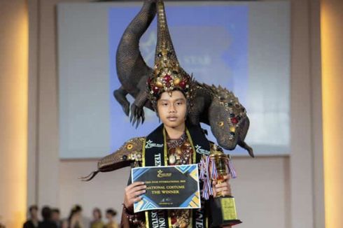 Siswa SMP di Surabaya Bawa Pulang 3 Piala Kompetisi Kostum di Thailand
