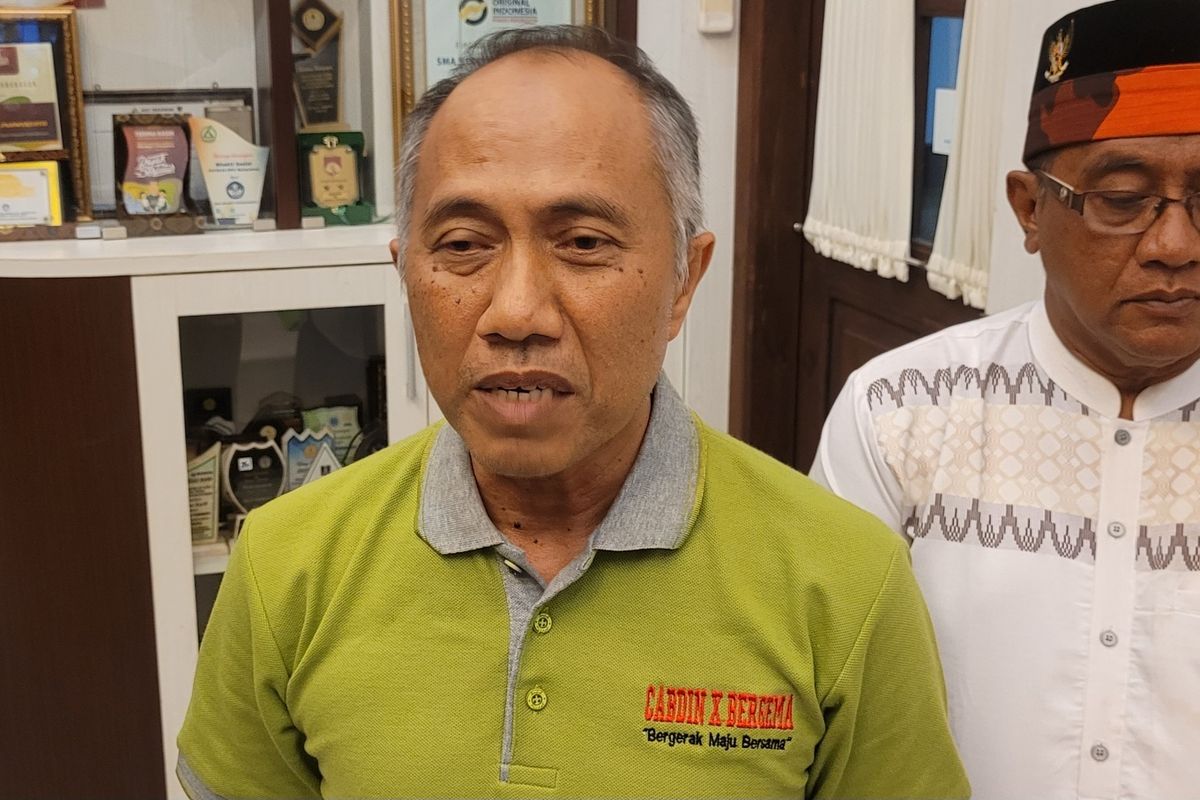 Kepala SMA Negeri 1 Purwokerto Tjaraka Tjunduk Karsadi saat ditemui di sekolah, Jumat (8/8/2025).