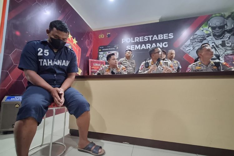 Tersangka laka lantas di Ngaliyan hadir dalam jumpa pers di Polrestabes Semarang, Senin (12/6/2023).