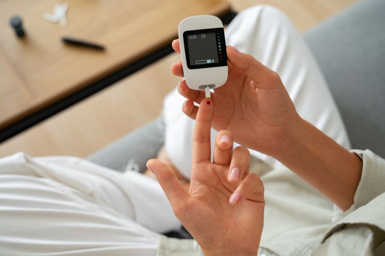 Apa Penyebab Orang Bisa Terkena Diabetes? Berikut 6 Daftarnya…