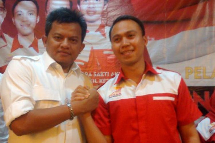 Mulyadi, Ketua DPD Partai Gerindra Jawa Barat (kiri) bersama Husein Fadlulloh, Ketua PD TIDAR Provinsi Jawa Barat. (KOMPAS.com/Putra Prima Perdana).