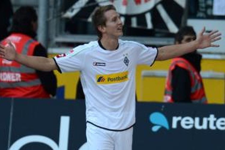 Striker Borussia Moenchengladbach, Luuk de Jong, segera bergabung ke Newcastle United.
