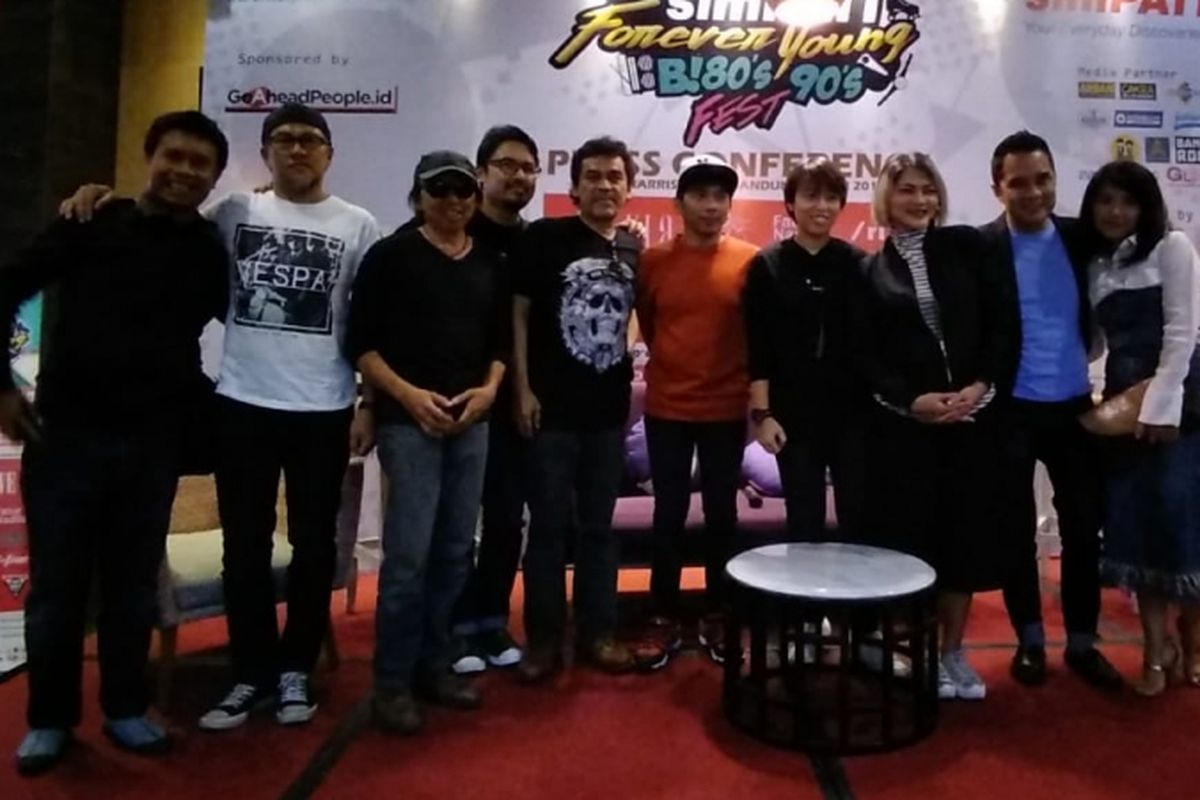 Sebanyak 13 musisi tahun 80-an dan 90-an akan hadir satu panggung di Bandung, tepatnya di Sabuga 28 Juli 2018. Konser ini diklaim menjadi yang terbesar.