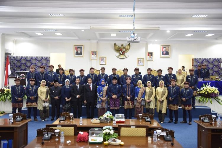 Gubernur Sumatera Selatan (Sumsel) Herman Deru dan sejumlah tokoh menghadiri peringatan Hari Ulang Tahun (HUT) ke-22 Kota Pagar Alam, Rabu (21/6/2023).

