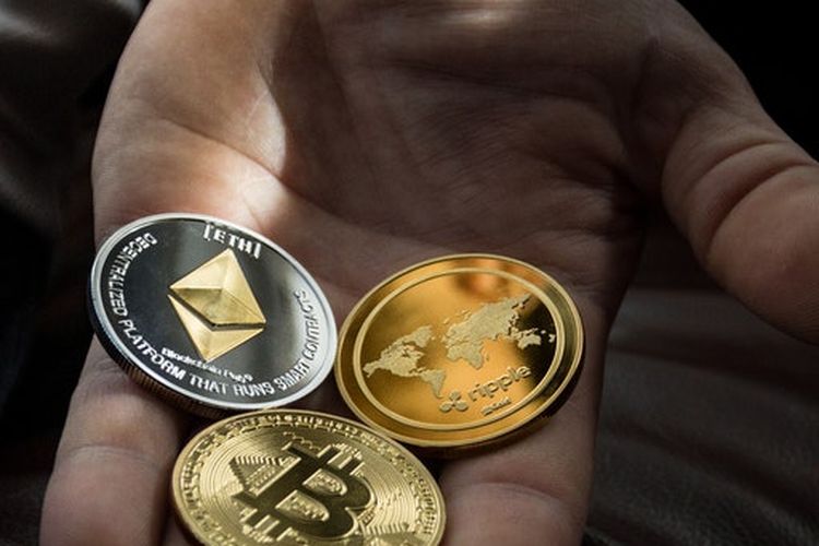 Kembali Cetak Rekor Harga Bitcoin Hampir Tembus Rp 700 Juta