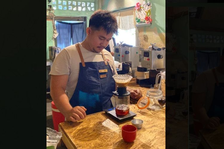 Tak Sekadar Mengajari Kopi, Kafe di Solo Berjuang Menerjemahkan Istilah bagi Teman Tuli