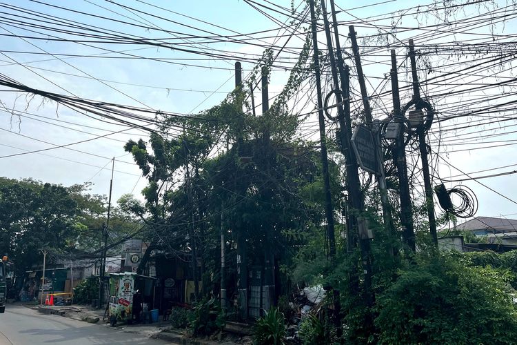 Siswi SMAN 6 Tewas Usai Motor Tersangkut Kabel, DPRD DKI Minta Pramono Audit Besar-besaran