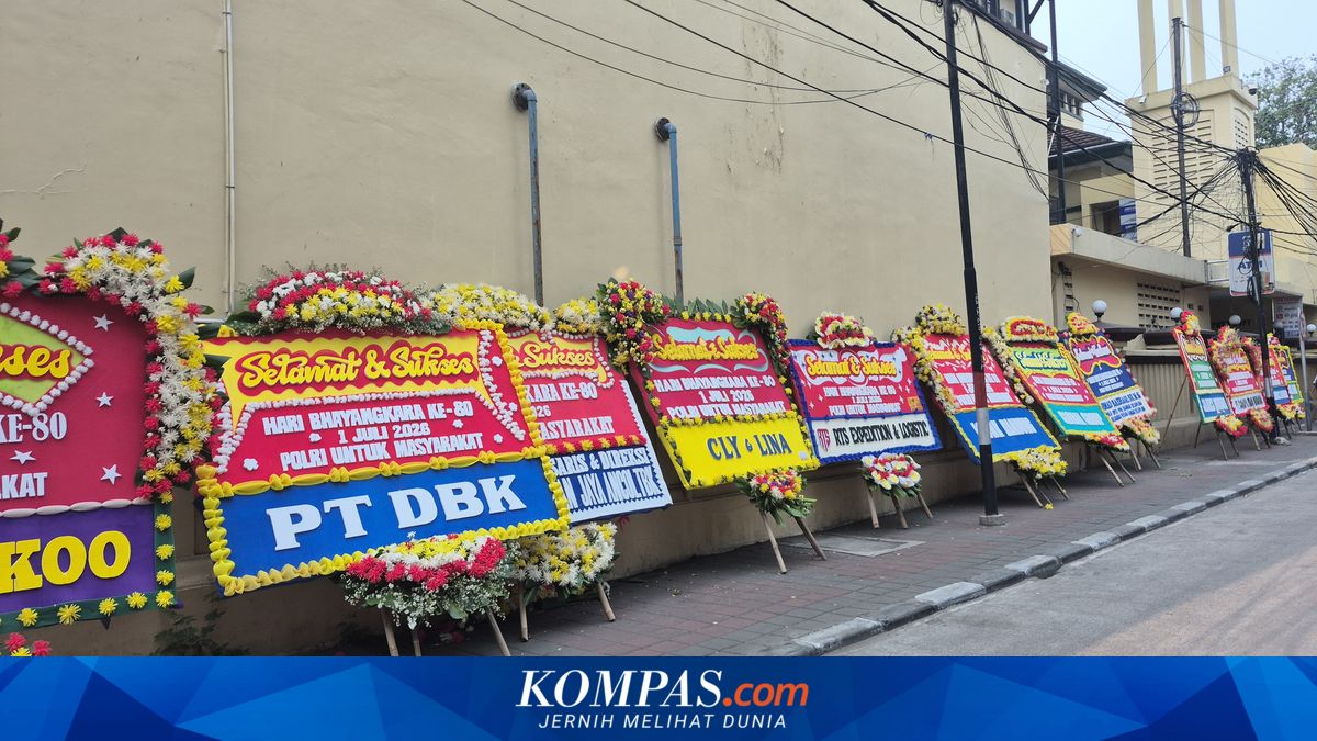 Sosiolog Nilai Pemberian Karangan Bunga Kini Jadi Strategi Pencitraan di Ruang Publik