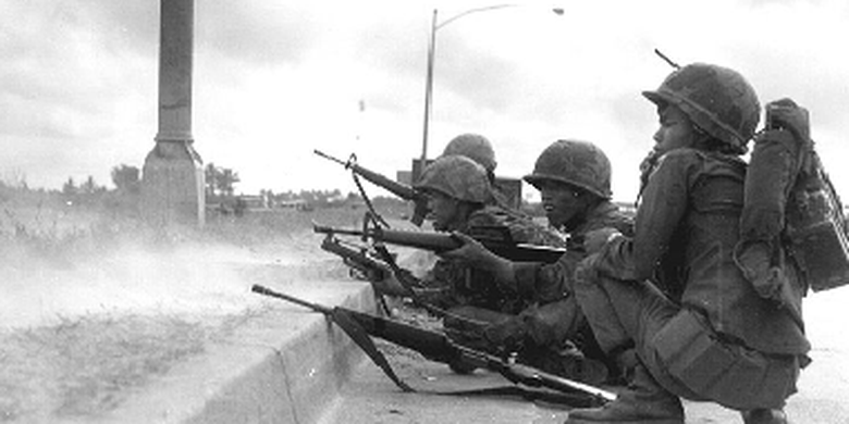 Jelaskan keterlibatan amerika serikat dalam perang vietnam