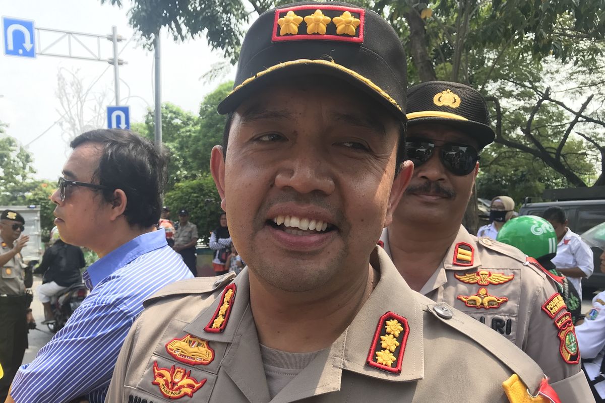 Kapolres Metro Jakarta Utara Kombes Budhi Herdi Susianto mengatakan, pihaknya membentuk grup Whatsapp bersama masyarakat guna mencegah tawuran di Jakarta Utara. Foto diambil Rabu (15/5/2019). 