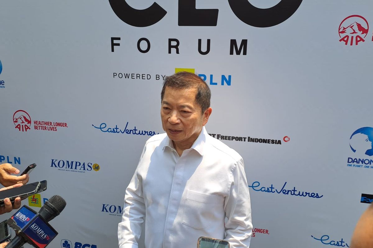 Menteri Perencanaan Pembangunan Nasional (PPN)/Kepala Bappenas Suharso Monoarfa saat ditemui dalam acara Kompas100 CEO Forum di Shangri-La Hotel, Jakarta, Senin (23/10/2023).