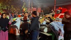 Kebakaran Kampung Pasar Jiung Kemayoran, Warga Terobos Asap Amankan Barang Berharga