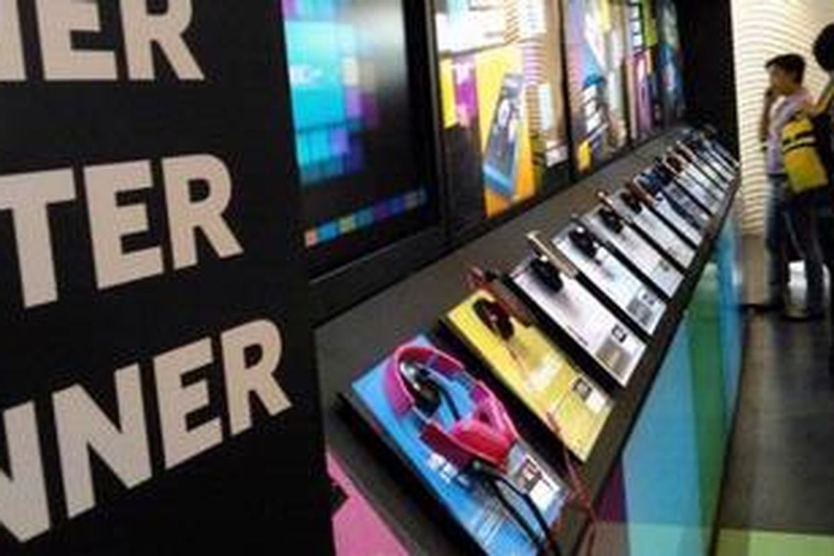 Nokia Lumia Store di Senayan City, Jakarta. 