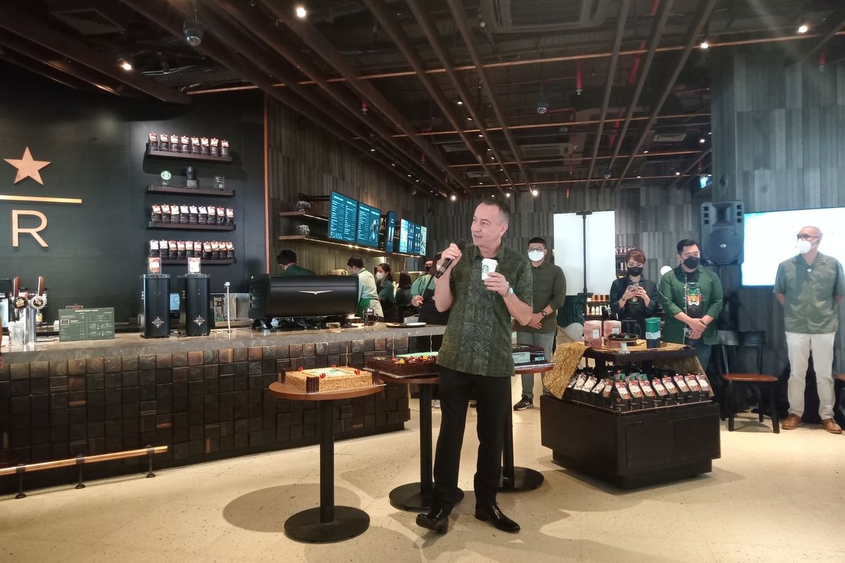 Starbucks Indonesia menghadirkan dua varian minuman eksklusif edisi terbatas pada 9-20 Mei 2022 untuk merayakan hari jadinya yang ke-20 tahun.