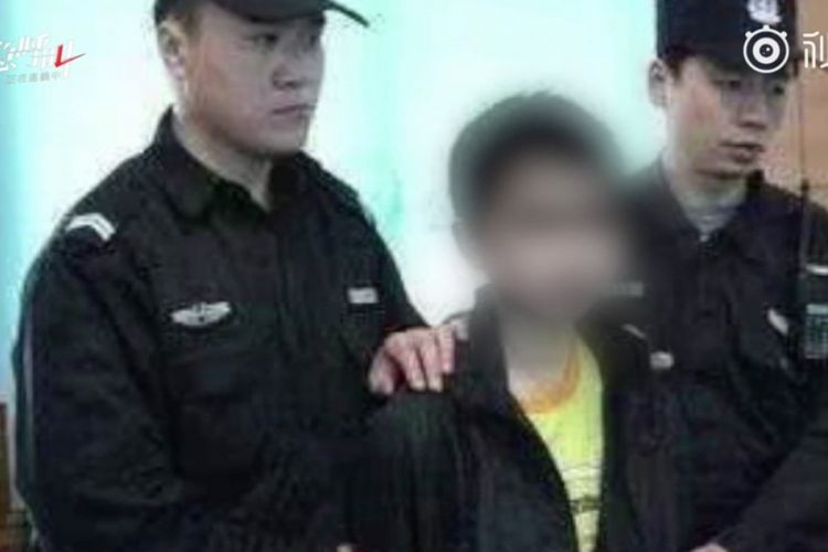 Wu Jiakang, bocah berusia 12 tahun yang membunuh ibunya dibebaskan dari tuduhan dan kasusnya menjadi perdebatan di kalangan masyarakat.