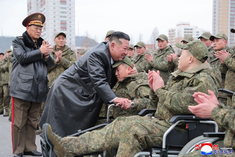 Kim Jong Un Perintahkan Pasukan Korut di Ukraina Bunuh Diri daripada Ditangkap