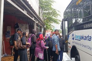 Pemberhentian Transjakarta Jatiasih Belum Punya Halte, padahal Ada 2.000 Penumpang per Hari