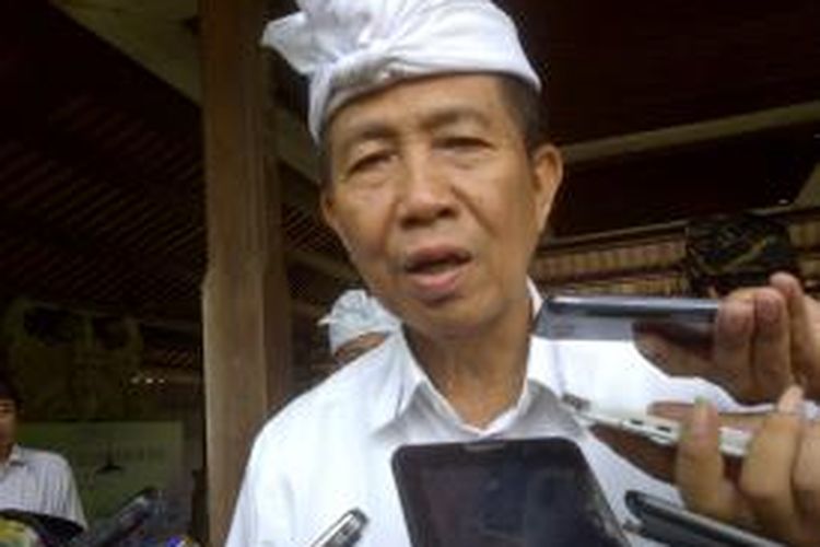 Gubernur Bali Made Mangku Pastika