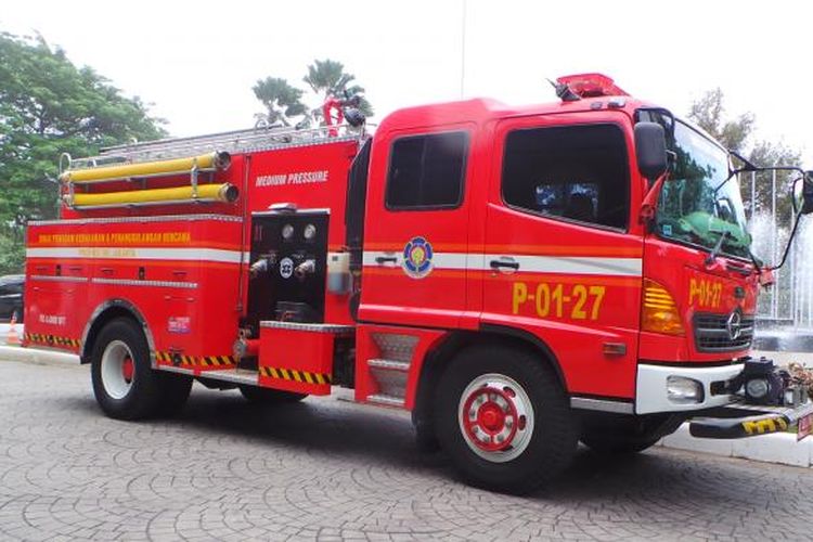 Ilustrasi mobil pemadam kebakaran 