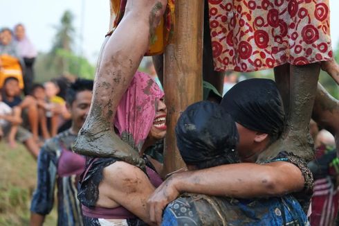 Sejarah Panjat Pinang, Lomba Khas HUT Republik Indonesia 