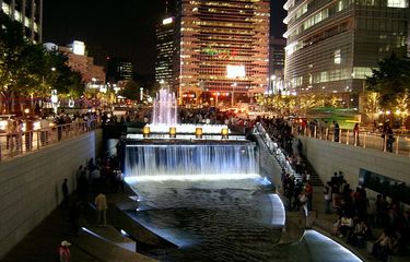 Melihat Pengelolaan Sungai Cheonggyecheon yang Menginsipirasi ...