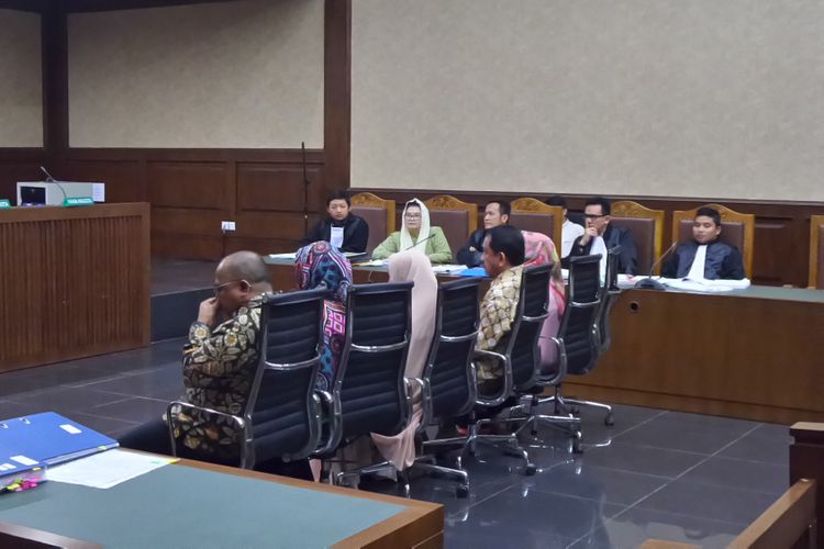 Sidang kasus dugaan korupsi pengadaan alat kesehatan dengan terdakwa mantan Menteri Kesehatan, Siti Fadilah Supari di Pengadilan Tipikor Jakarta, Rabu (3/5/2017).