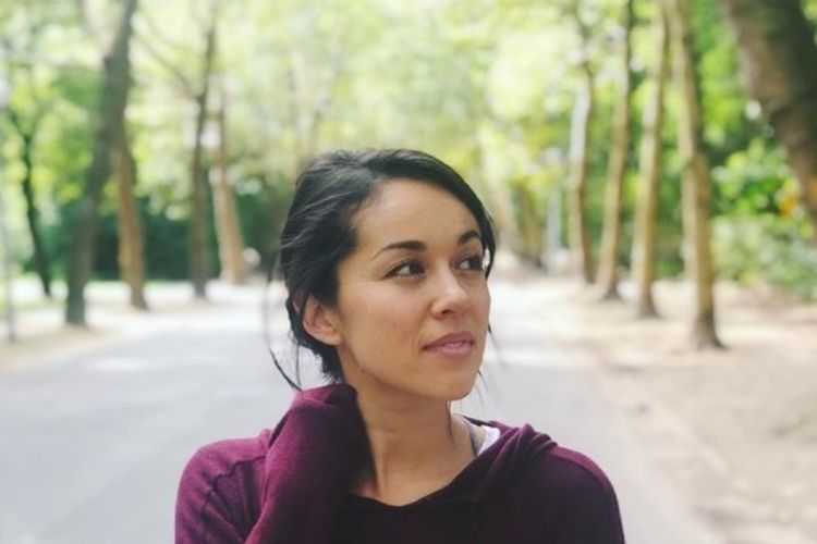 Penyanyi dan penulis lagu, Kina Grannis