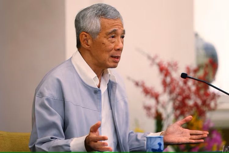 Perdana Menteri Singapura Lee Hsien Loong berjanji akan transparan dan bertanggung jawab dalam serentetan skandal yang terjadi.