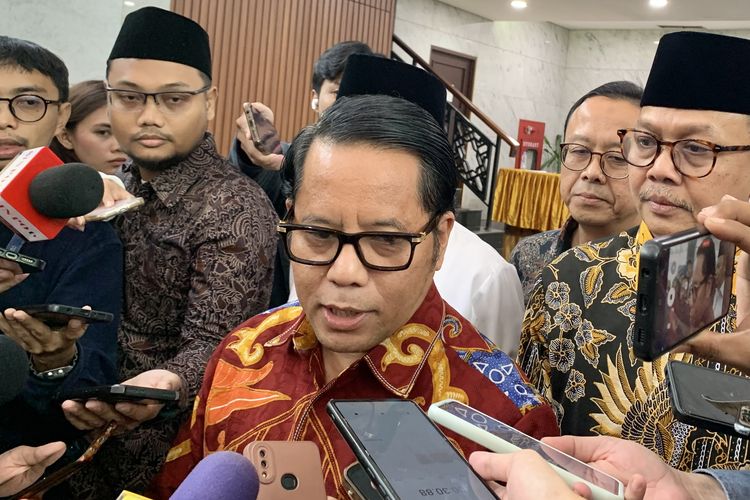 WFH ASN Tiap Jumat, Sekjen Kemenag: Harus Benar-benar di Rumah dan 