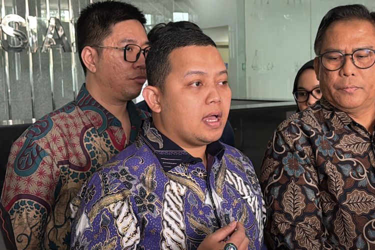 Laporkan 4 Hakim ke KY, Kuasa Hukum Nadiem Soroti Dugaan Intimidasi Terhadap Saksi di Sidang