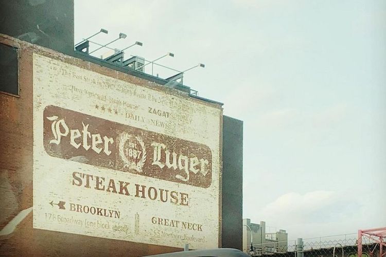 Restoran Peter Luger di  Brooklyn NY