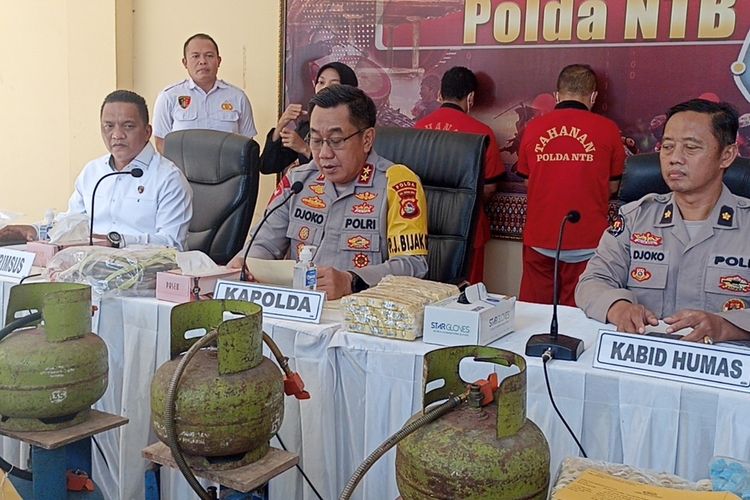 Jumpa pers Polda NTB atas penangkapan pelaku pengoplos LPG di Lombok