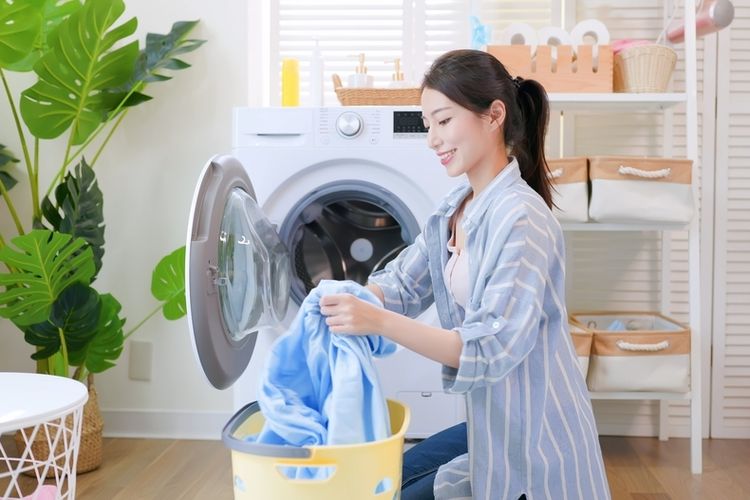 6 Cara Mudah dan Cepat Mencuci Pakaian
