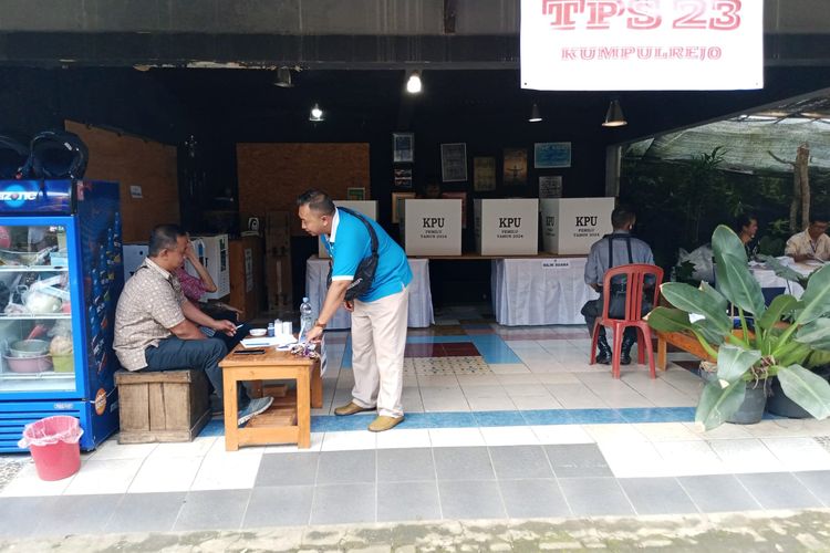 TPS 23 Randuares Kelurahan Kumpulrejo Kecamatan Argomulyo Salatiga melakukan Pemungutan Suara Ulang (PSU). 