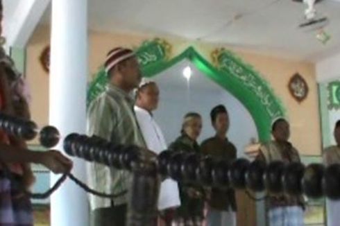 Tasbih Raksasa Berusia 352 Tahun, Jejak Islam di Sulawesi Barat