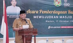 Perkuat Ekonomi dan Sosial Umat Islam, Walkot Bobby Realisasikan Program Masjid Mandiri