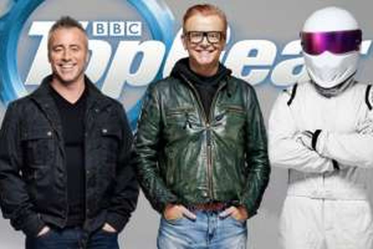 Matt LeBlanc (kiri) akan mendampingi Chris Evans di tayangan Top Gear musim baru.