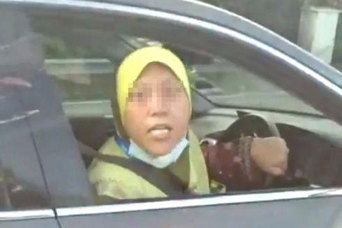 Ibu Dosen yang Putar Balik Sembarangan Polisikan Si Perekam Video