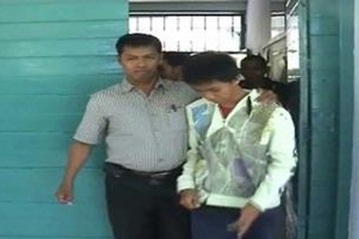 Petugas dan penghuni rutan Majene memangkap seorang siswa SMP yang berusaha memasok shabu-shabu ke salah seorang tahanan di rutan Majene