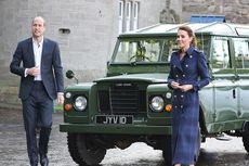 Saat Pangeran William dan Kate Middleton Naik Land Rover Pangeran Philip