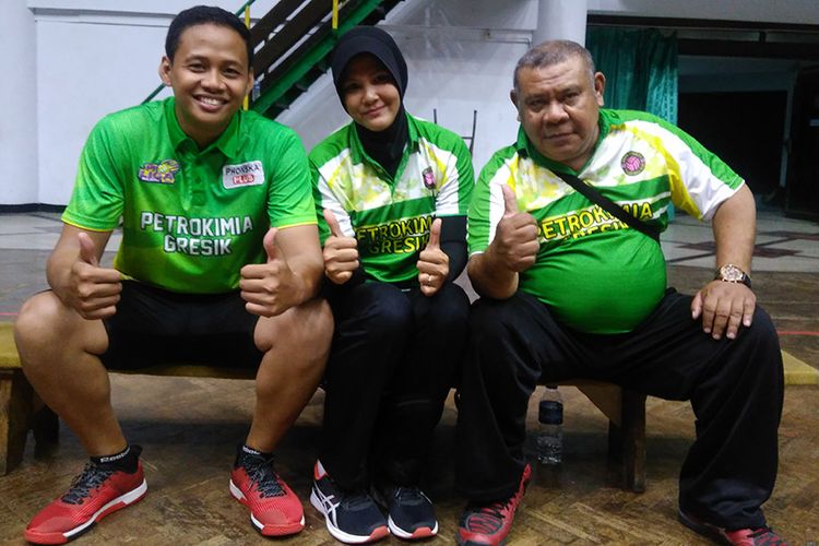 Dari kiri ke kanan; Firmansyah, Wenny Evitasari, dan M. Hanafiah.