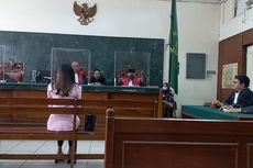 Hakim Anggota dan JPU Tak Hadir, Sidang Ayu Thalia Ditunda