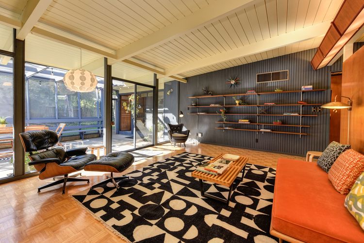Jangan Lupakan 5 Furnitur Ikonik Ini untuk Rumah Mid-Century
