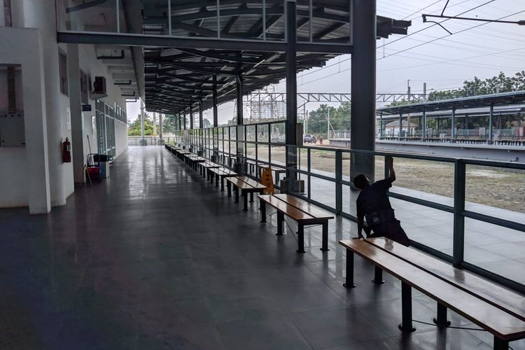 Suasana Sepi Stasiun Batu Ceper khusus Kereta Bandara Soekarno-Hatta, Kamis (21/11/2019)