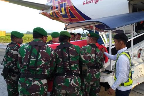 Jenazah Serka La Ongge Diterbangkan ke Kampung Halaman