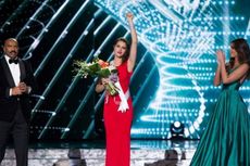 Momen Mengharukan Saat Miss Slovenia yang Wajahnya Lumpuh Sebelah Muncul di Panggung